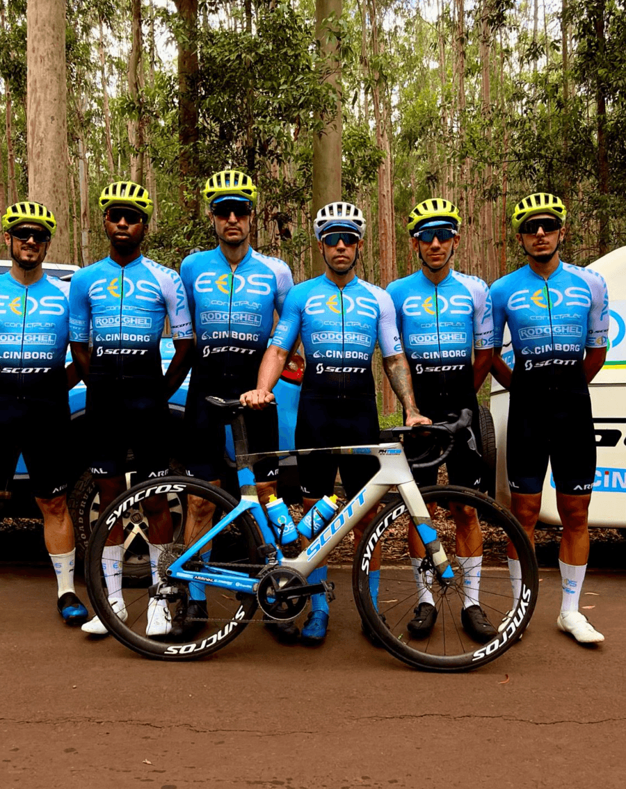 Eos Pro Cycling team gathered with their SCOTT bikes
